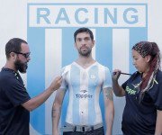 Racing Topper Camiseta en la Piel diciembre 2014 01