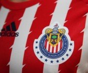 Camisetas Chivas Header