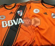 camiseta River Plate naranja