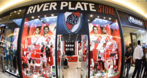 River Plate Store San Justo Shopping