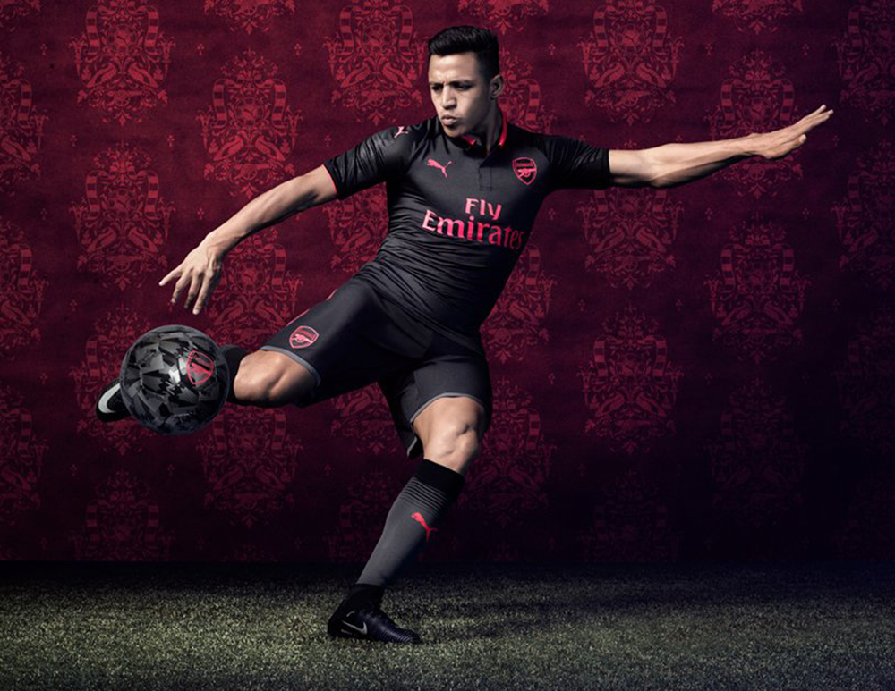 Arsenal FC PUMA Third Kit 2017 18 Alexis Sánchez