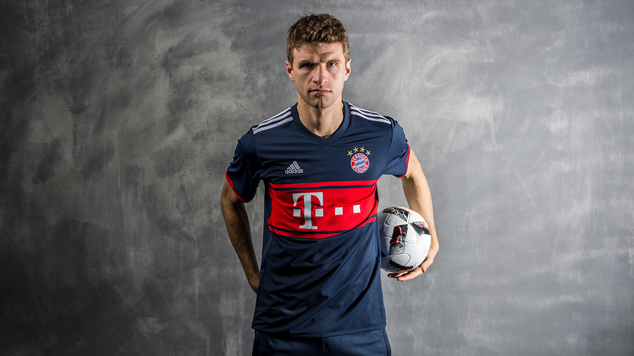 Bayern Munich adidas Away Kit 2017 18 Müller