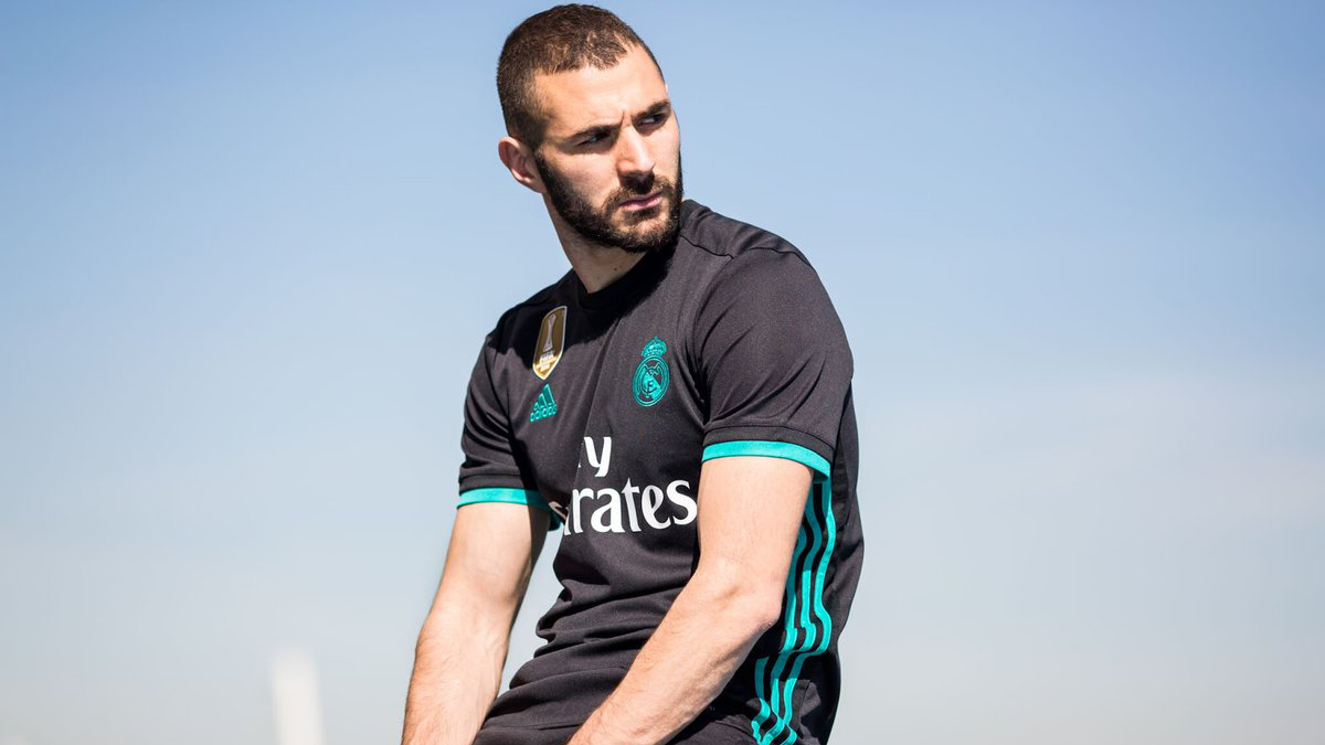 Camiseta alternativa adidas del Real Madrid 2017 18 Benzema