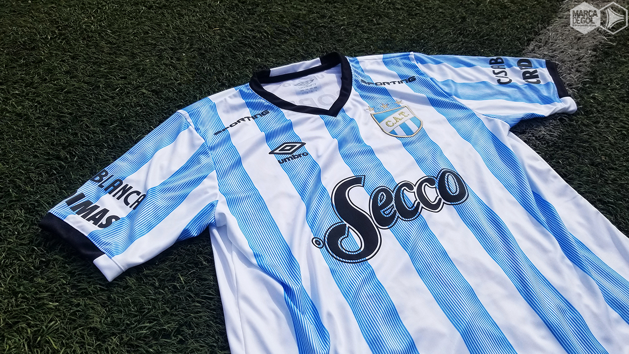 Camiseta Umbro de Atlético Tucumán 2017 18