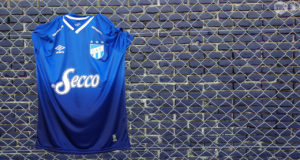 Camiseta alternativa Umbro Atlético Tucumán 2017 18