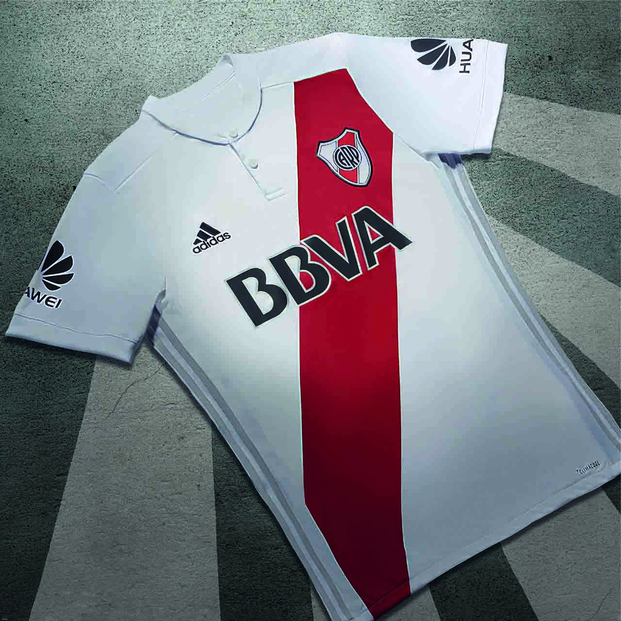 Camiseta titular adidas de River Plate 2017 18
