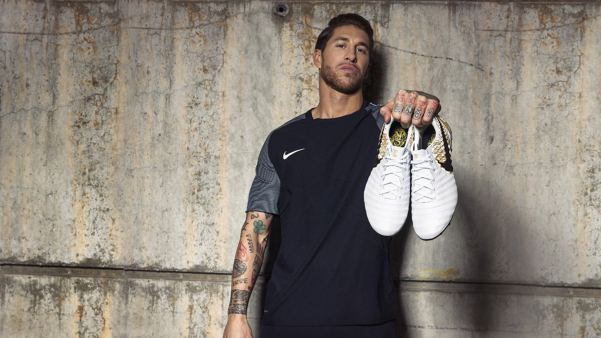 Corazón y Nike Tiempo Sergio Ramos - Marca de Gol