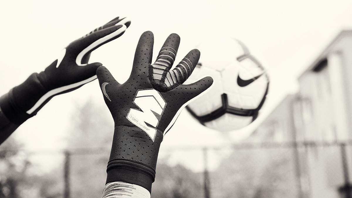 Descortés clase exterior Revolución: nuevos guantes Nike Mercurial Touch Elite - Marca de Gol