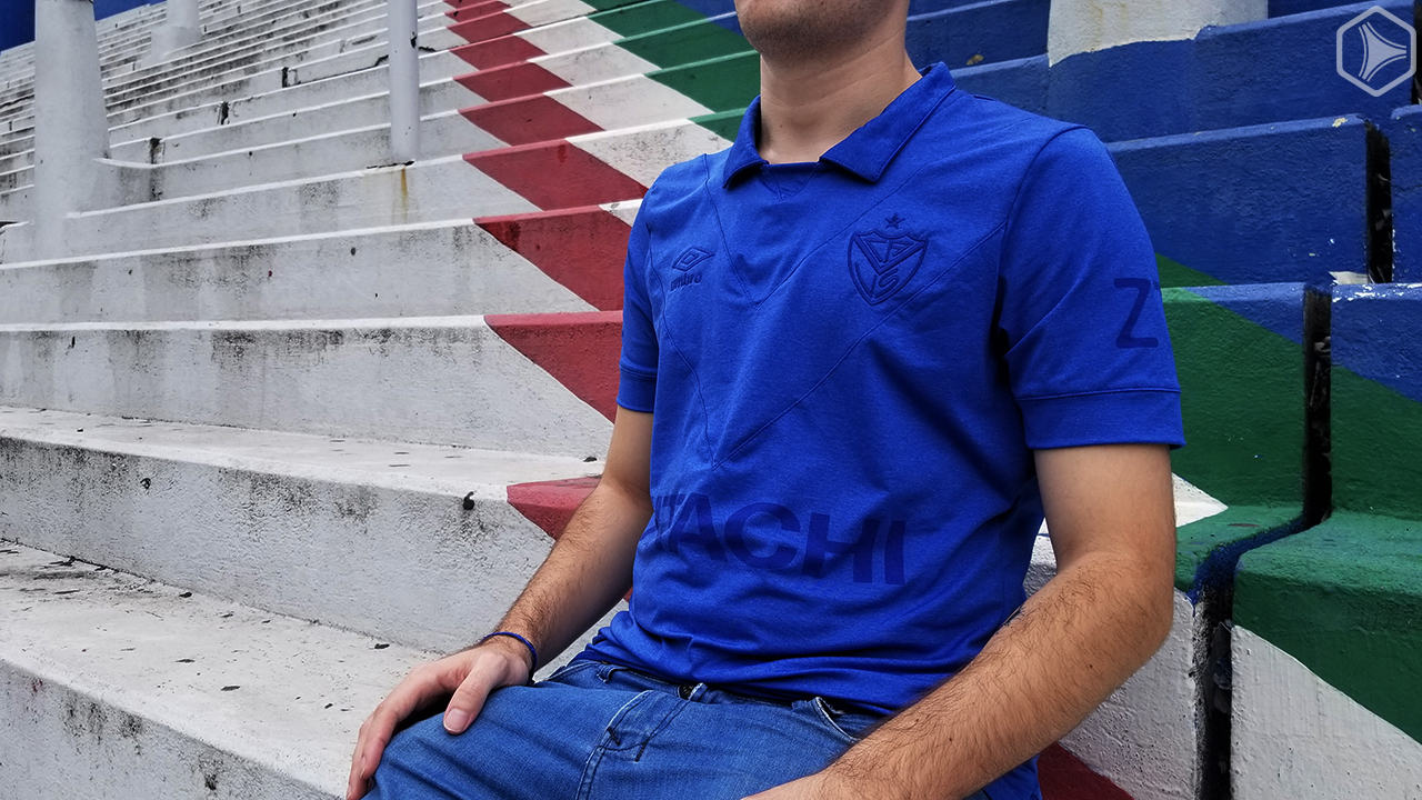 Review Camiseta alternativa Umbro de Vélez 2018