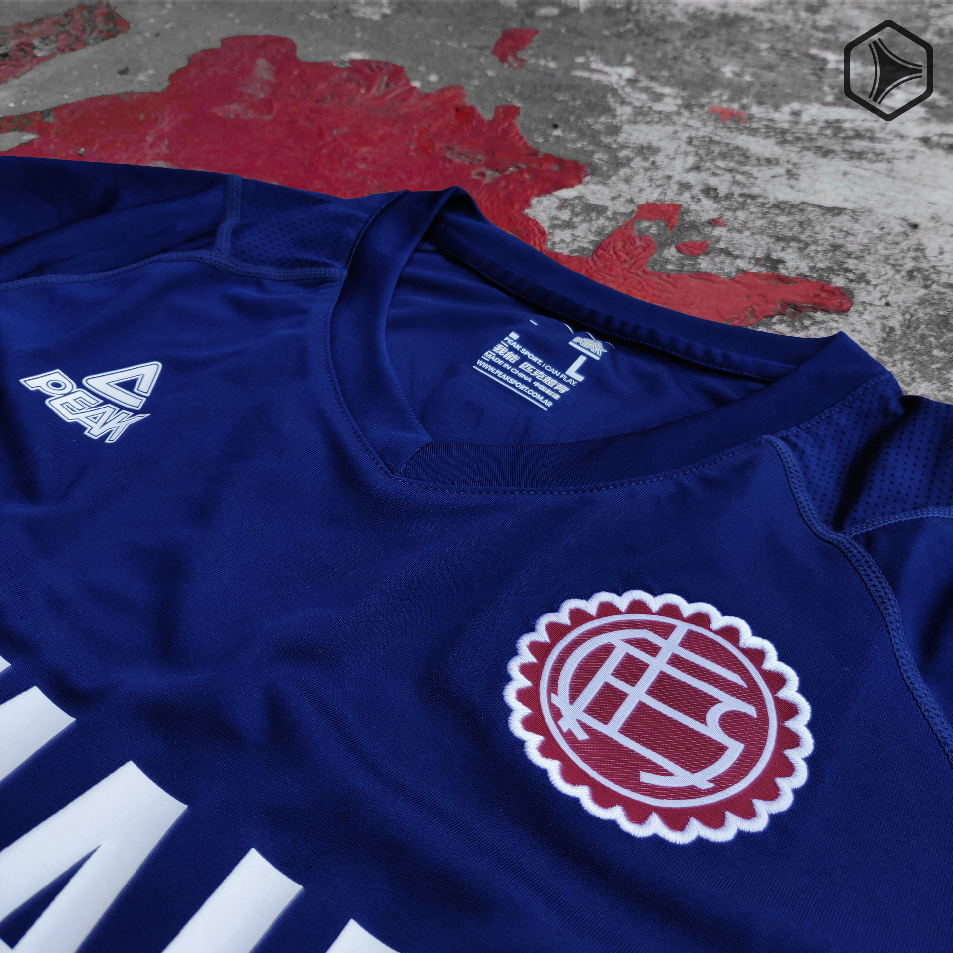 Review Tercera camiseta Peak Sport de Lanús 2019