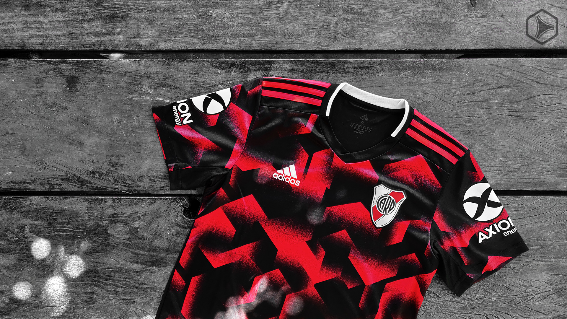 Review Tercera camiseta adidas River Plate 2019