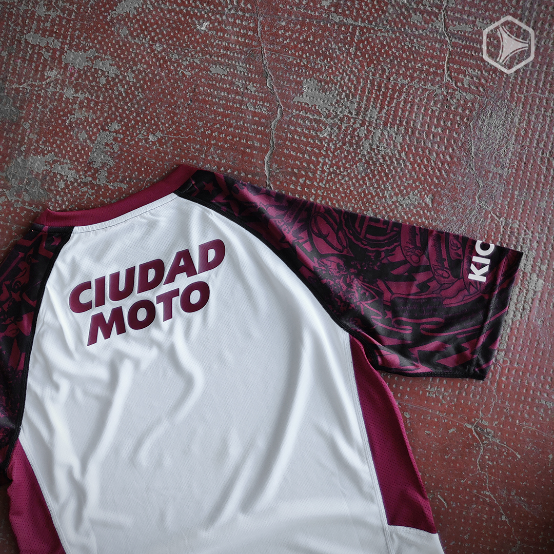 Review Camiseta alternativa Peak Sport de Lanús 2019 2020