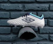 Review Umbro Velocita V Pro
