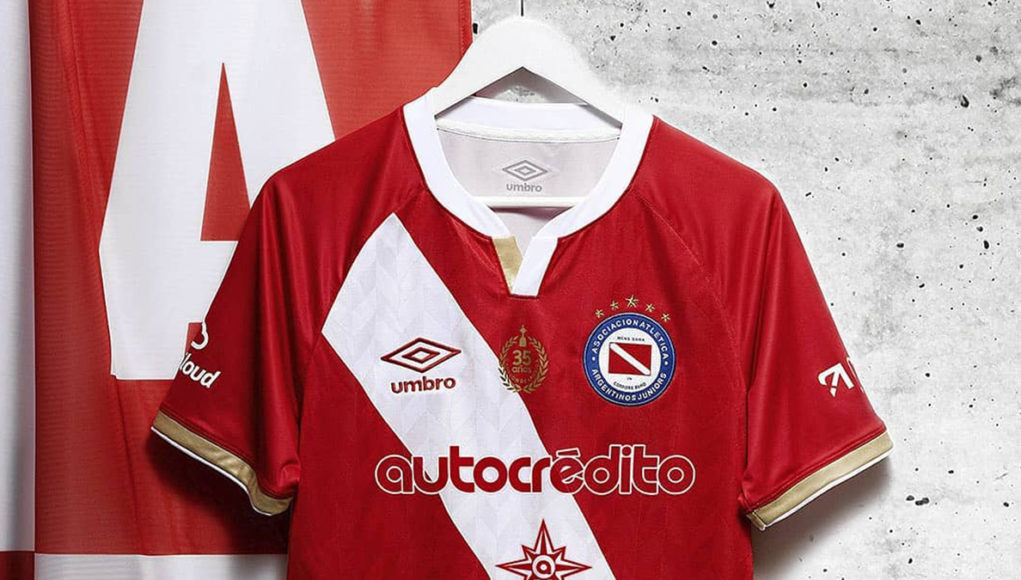 Camiseta titular Umbro de Argentinos Juniors 2020 2021