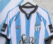 Camiseta titular Umbro de Atlético Tucumán 2020 2021