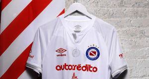 Camiseta alternativa Umbro de Argentinos Juniors 2020 2021