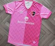 Review Camiseta Umbro Newell’s Old Boys Octubre Rosa 2020