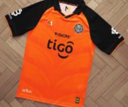 Review Tercera camiseta Meta Sports del Club Olimpia 2021
