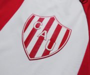 Review Camiseta titular de Unión de Santa Fe 2021