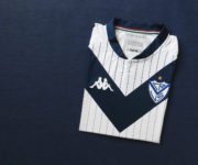 Review Camiseta titular Kappa de Vélez Sarsfield 2021
