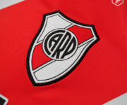 Review Camiseta titular adidas River Plate 2021 2022