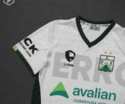 Review Camisetas Sport Lyon de Ferro Carril Oeste 2021 2022 Alternativa