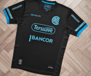 Review Tercera camiseta Givova de Belgrano 2021 2022