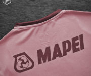 Review Camiseta Peak Sport de Lanús Octubre Rosa 2021