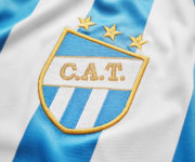 Review Camiseta titular Umbro de Atlético Tucumán 2021 2022