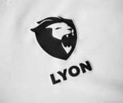 Review Camisetas Sport Lyon de Ferro Carril Oeste 2022 Alternativa
