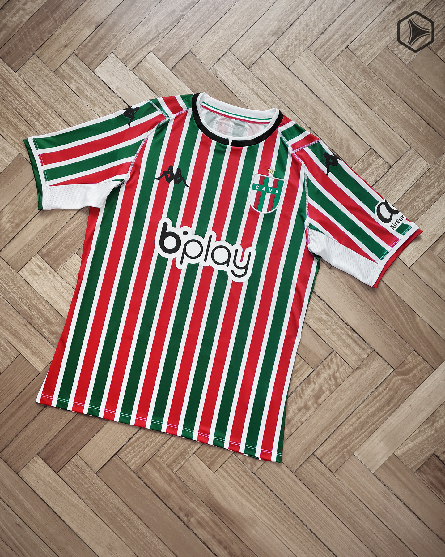 Camiseta italiana Kappa de Vélez Sarsfield 2022