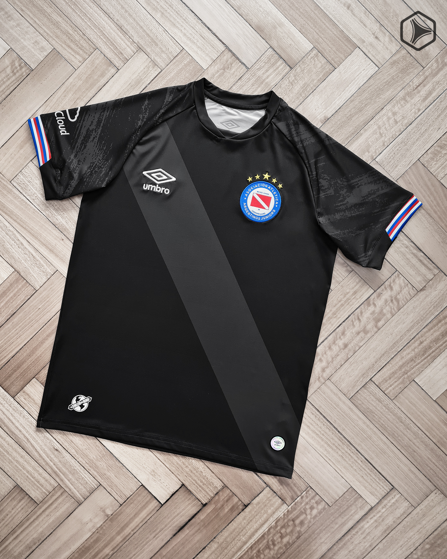 Tercera camiseta Umbro de Argentinos Juniors 2022 2023