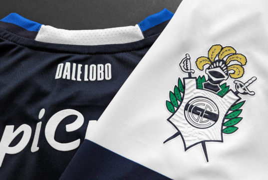 Camisetas Givova de Gimnasia y Esgrima La Plata 2023