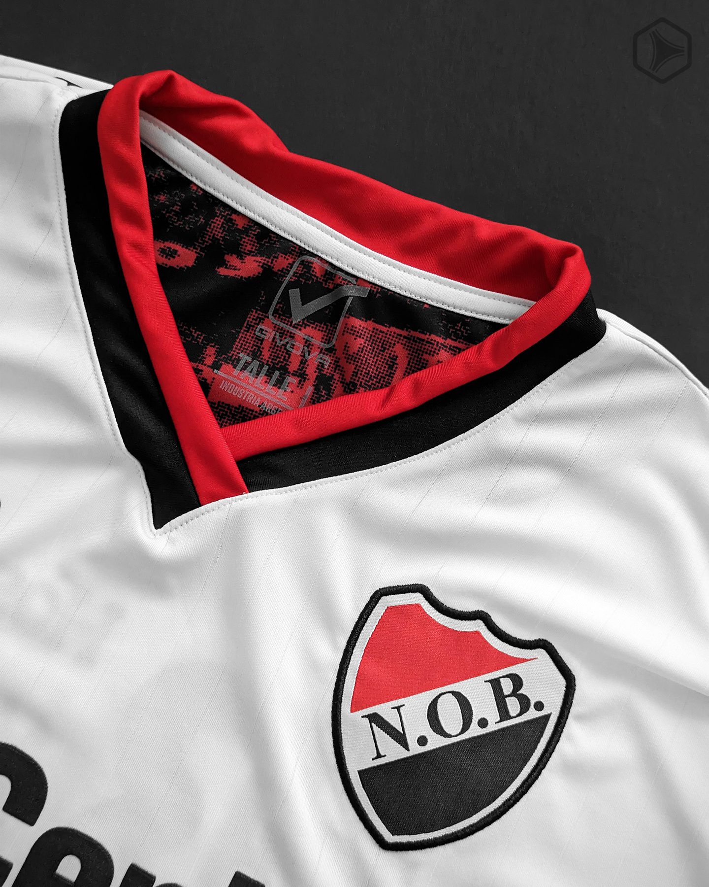Camisetas Givova de Newell's Old Boys 2023 Alternativa