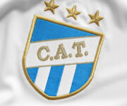 Review Tercera camiseta Umbro de Atlético Tucumán 2023