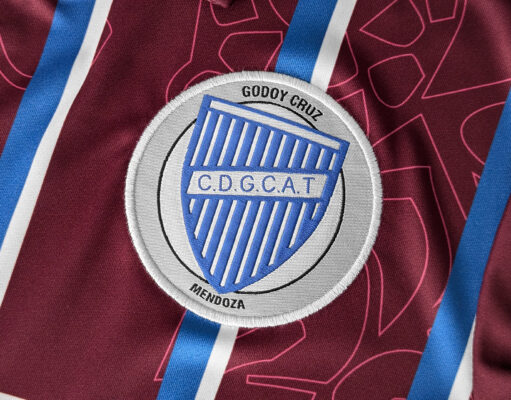 Tercera camiseta Fiume Sport de Godoy Cruz 2024