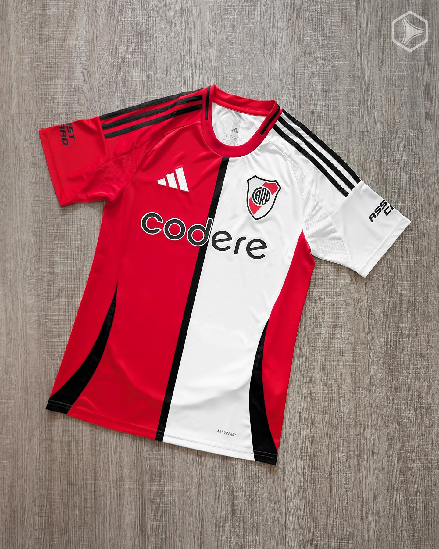 Tercera camiseta adidas de River Plate 2025