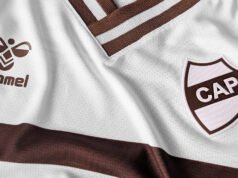 Camiseta titular hummel de Platense 2025