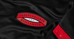 Tercera camiseta PUMA de Independiente 2025