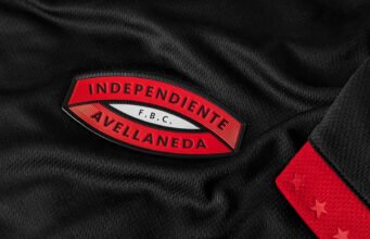 Tercera camiseta PUMA de Independiente 2025