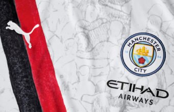 Camiseta PUMA del Manchester City x KidSuper