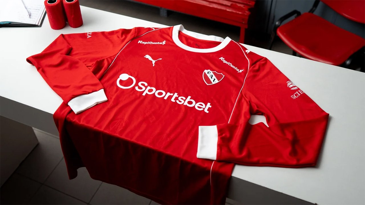 PUMA renuevó su contrato con Independiente