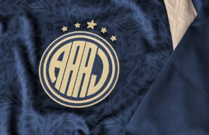 Tercera camiseta Umbro de Argentinos Juniors 2025 2026