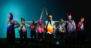 Nike Hollywood Keepers