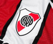 Review Camiseta alternativa adidas de River Plate 2026 2027