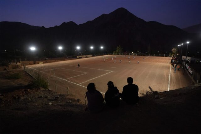 Iluminación cancha de Purmamarca
