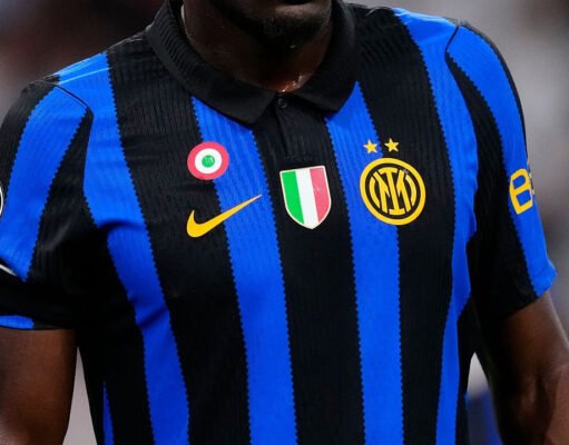 Inter debutó en la Champions League sin sponsor