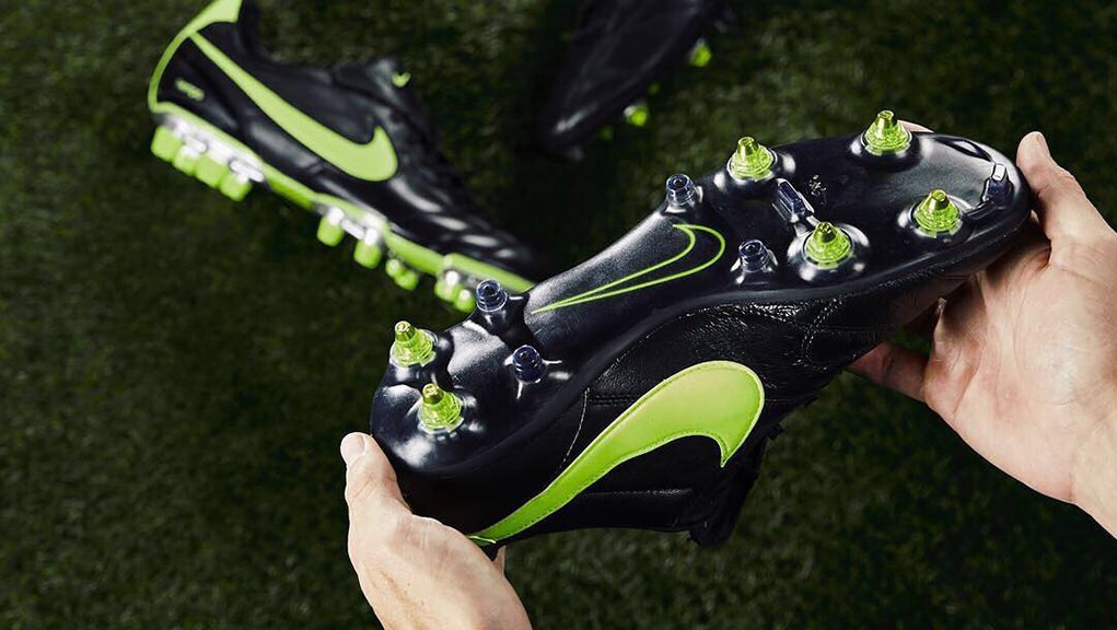 nike premier 2.0 anti clog